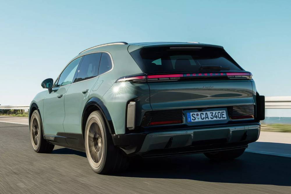 Η ηλεκτρική Porsche Cayenne ξεπερνά τα όρια με 1.156 ίππους 18 Η ηλεκτρική Porsche Cayenne ξεπερνά τα όρια με 1.156 ίππους