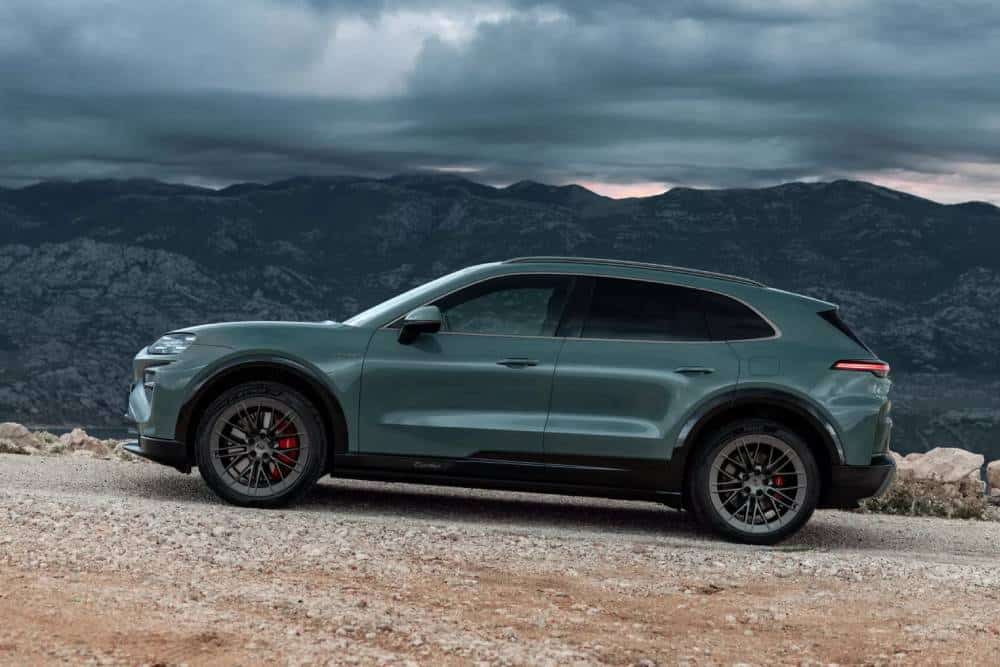 Η ηλεκτρική Porsche Cayenne ξεπερνά τα όρια με 1.156 ίππους 24 2026-Porsche-Cayenne-Turbo-Electric-00016-2048x136