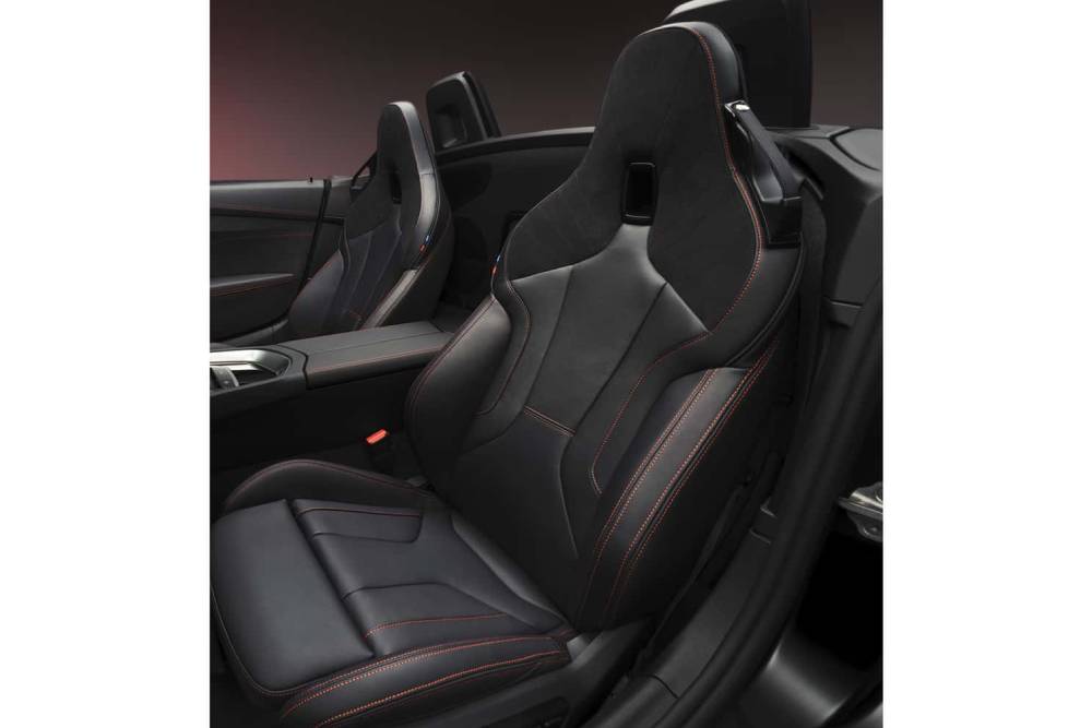 2026-bmw-z4-final-edition-interior
