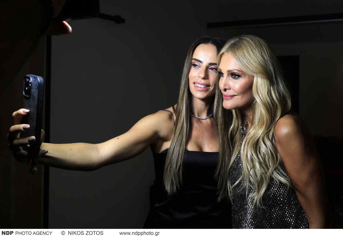 Λιάγκας - Αντωνά: Νέα βραδινή έξοδος στον Ρούβα και τη Θεοδωρίδου (Φωτογραφίες)