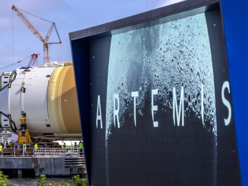 Οι αστροναύτες της NASA προετοιμάζονται για την “Artemis” – Δοκιμάζουν τις καινούριες στολές τους στον βυθό! Δείτε φωτογραφία