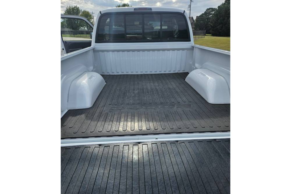 Εξαιρετικό Dodge Ram με 1.200 χλμ. παραμένει αμετάβλητο από το 1997 17 301299