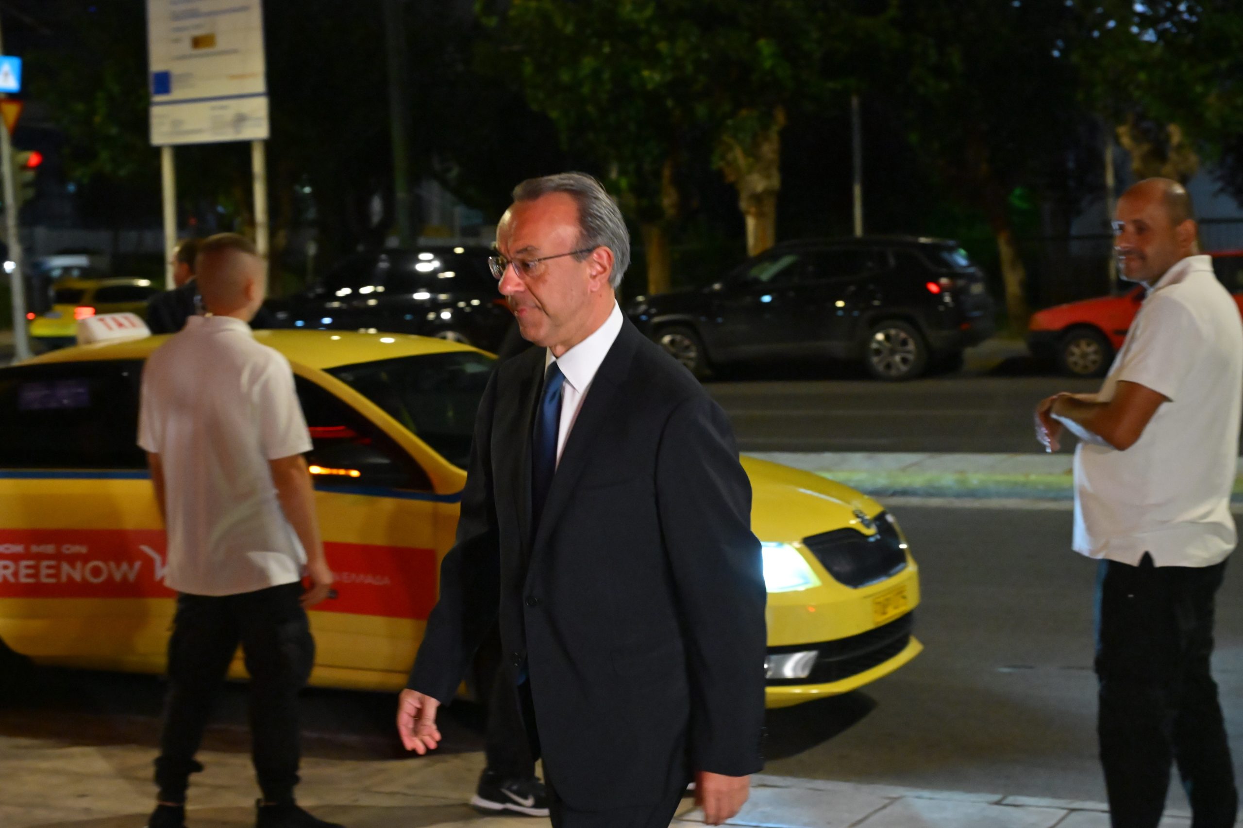 Κίμπερλι Γκιλφόιλ: Οι πρώτες 48 ώρες στην Αθήνα – Από τον χορό των Πεζοναυτών στη σκηνή του Αργυρού