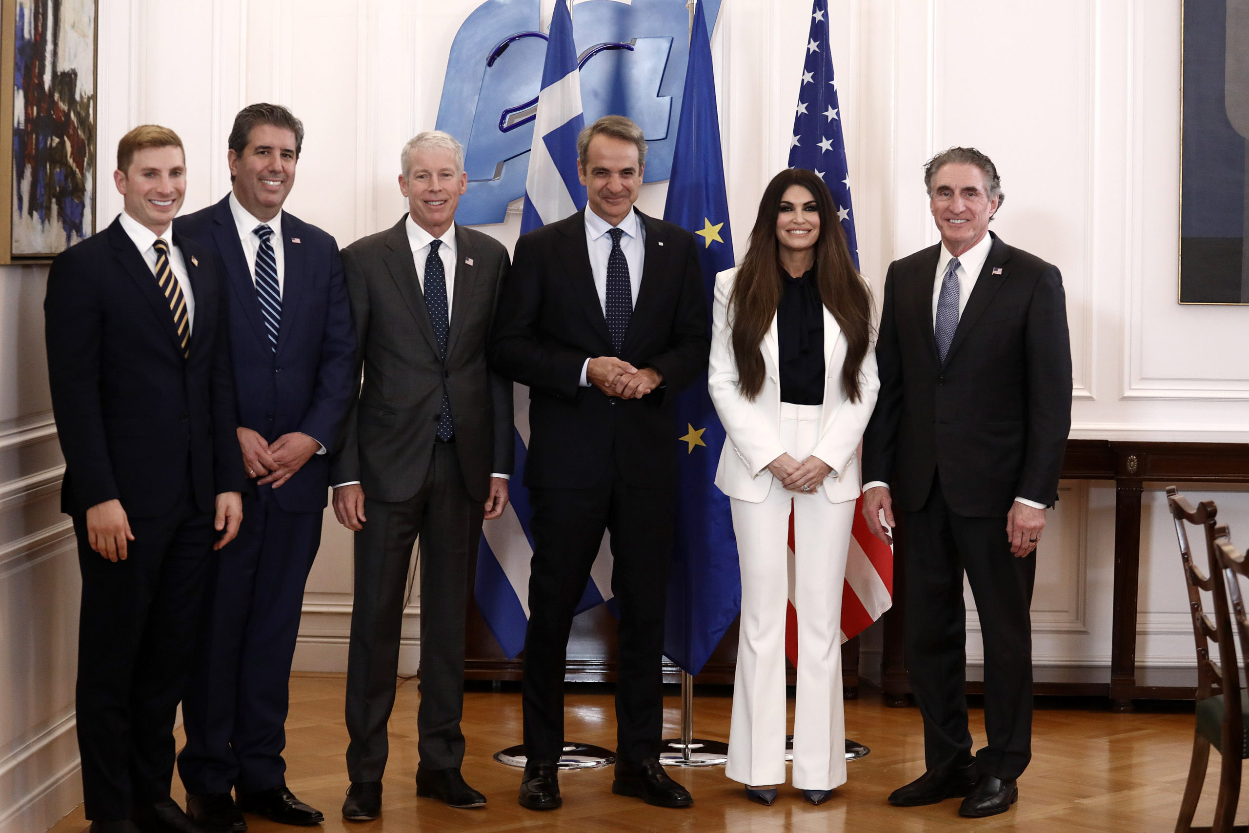 Κυριάκος Μητσοτάκης: Είδε την Κίμπερλι Γκιλφόιλ και τους Αμερικανούς υπουργούς Ενέργειας και Εσωτερικών στο Μέγαρο Μαξίμου 4 Κυριάκος Μητσοτάκης, Κίμπερλι Γκιλφόιλ, Κρις Ράιτ και Νταγκ Μπέργκμαν