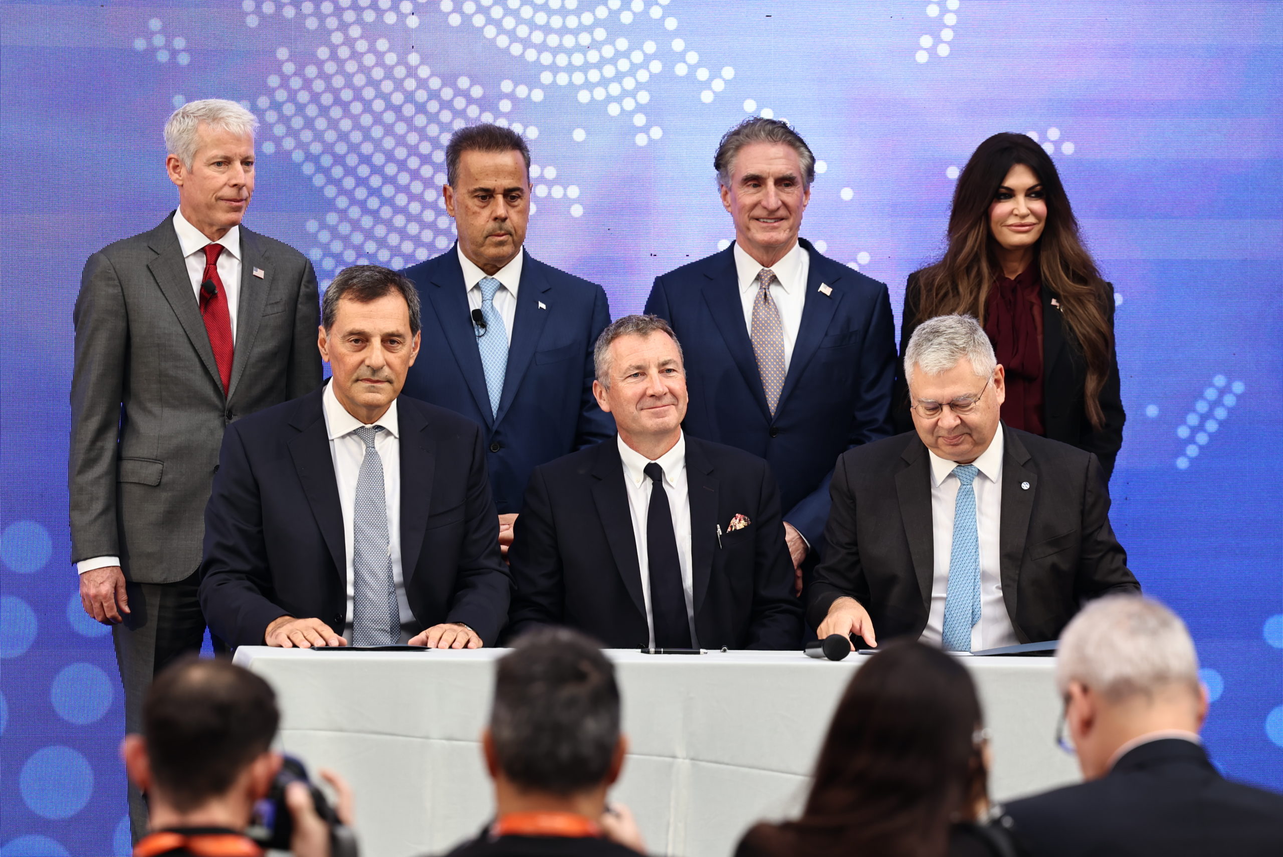 Γκιλφόιλ στη Σύνοδο P-TEC: Αποκάλεσε τη συμφωνία «ιστορικό ορόσημο» – «Οι ΗΠΑ είναι ξανά εδώ» 2 Γκιλφόιλ στη Σύνοδο P-TEC: Αποκάλεσε τη συμφωνία «ιστορικό ορόσημο» – «Οι ΗΠΑ είναι ξανά εδώ»