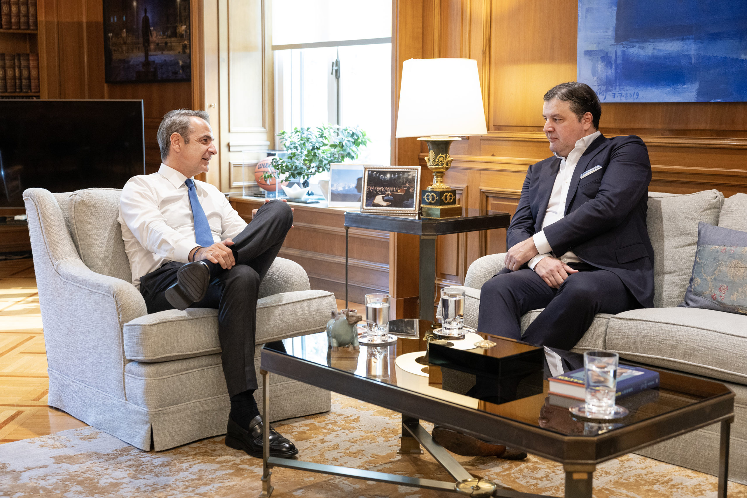 Συνάντηση του Κυριάκου Μητσοτάκη με τον επικεφαλής της Euroleague Basketball