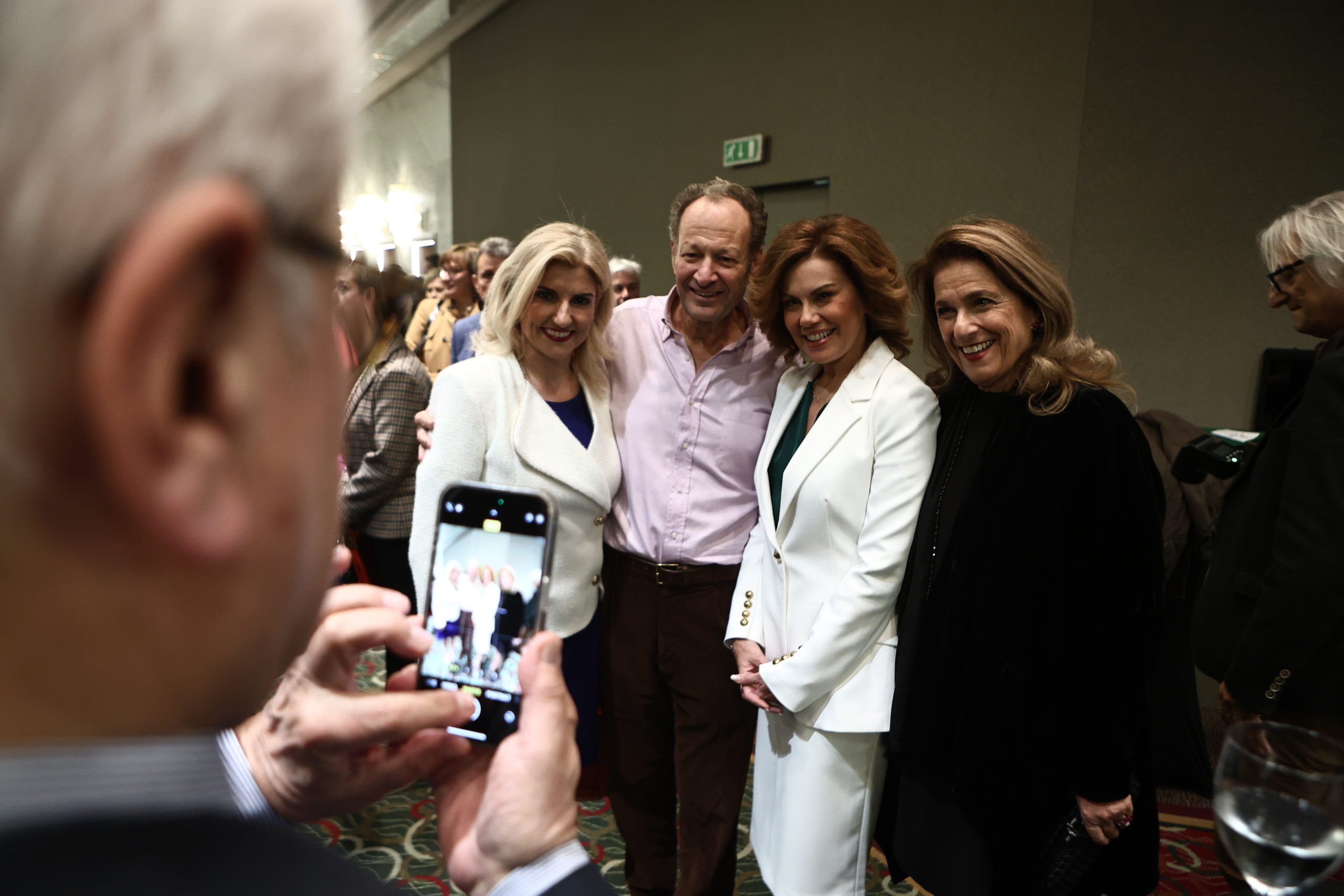 Άδωνις Γεωργιάδης: Αποκάλυψε το βιβλίο του «Ρώμη» – Υπουργοί και βουλευτές παρευρέθηκαν