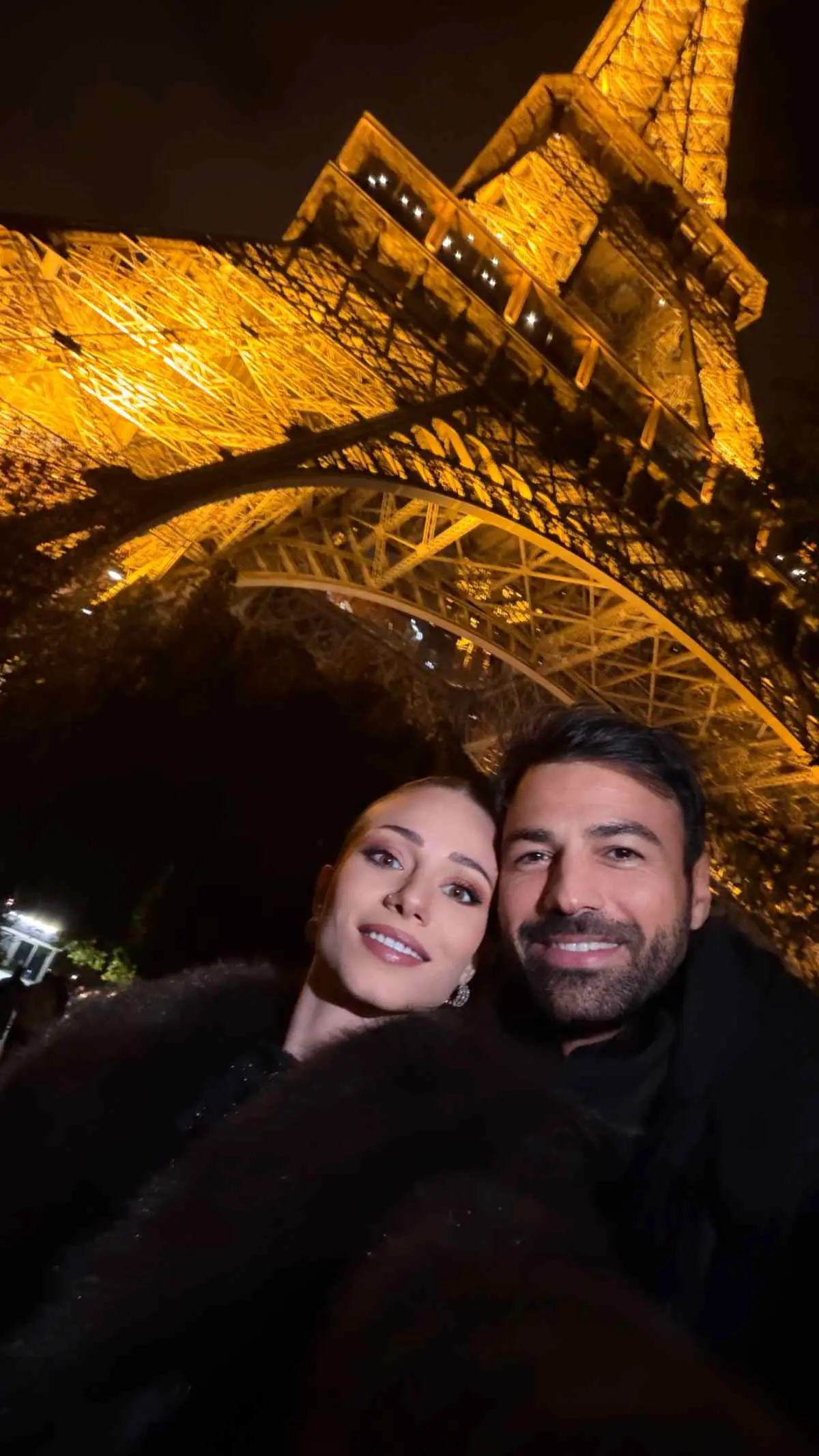 Χριστοδούλου: Ρομαντική απόδραση στο Παρίσι με τον Γεωργίου για τα γενέθλιά της – (Φωτογραφίες) 8 Χριστοδούλου: Ρομαντικό ταξίδι με τον Γεωργίου στο Παρίσι για τα γενέθλιά της - (Φωτογραφίες)