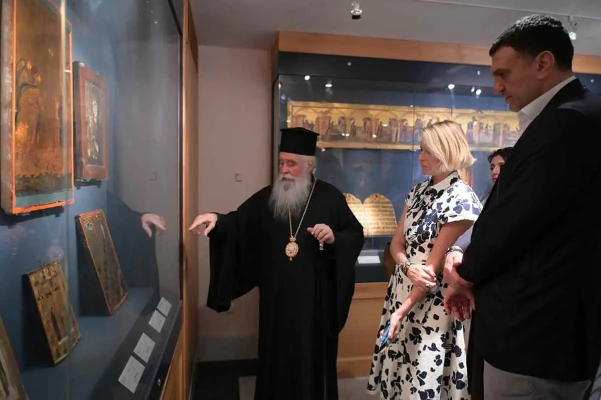 Τζένη Μπαλατσινού – Βασίλης Κικίλιας: Οικογενειακή εκδρομή στην Αίγυπτο με τον γιο τους (Εικόνες) 30 Τζένη Μπαλατσινού – Βασίλης Κικίλιας: Ταξίδι στην Αίγυπτο με τον γιο τους (Φωτογραφίες)