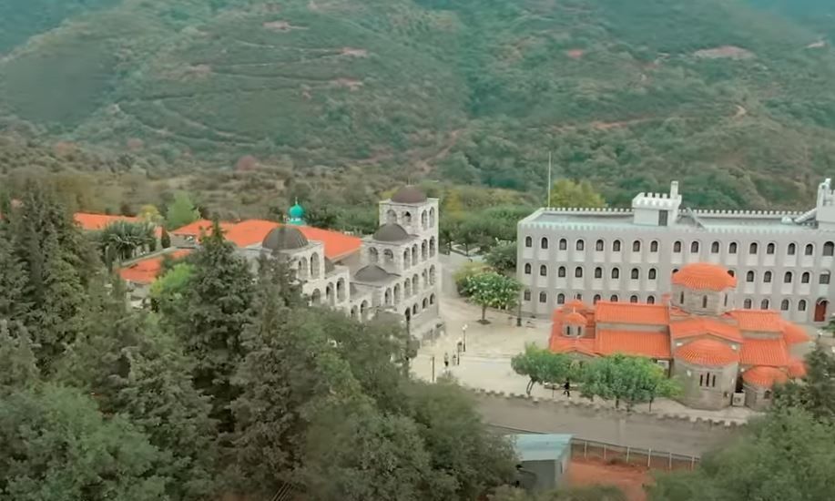 Το πιο επιβλητικό καμπαναριό του πλανήτη – Διαθέτει 62 καμπάνες και 400 σήμαντρα