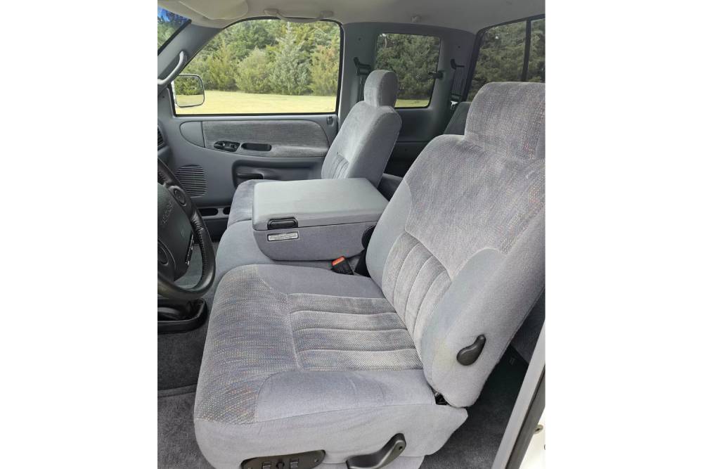 Εξαιρετικό Dodge Ram με 1.200 χλμ. παραμένει αμετάβλητο από το 1997 22 8