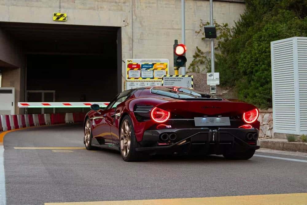 Alfa-Romeo-33-Stradale-Prototype-1125-252