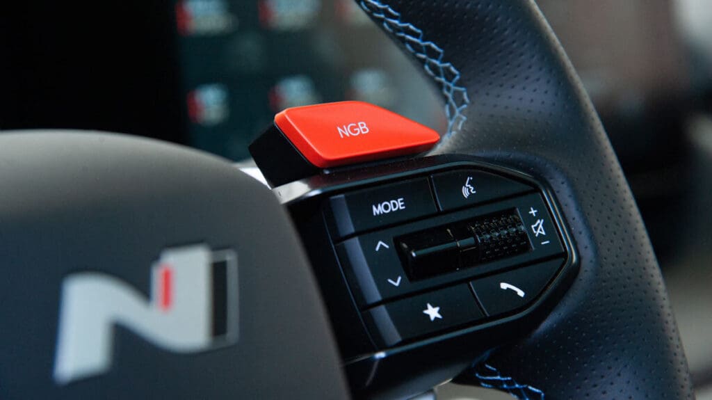 Δοκιμή Hyundai Ioniq 5 N: Iconic, Ironic