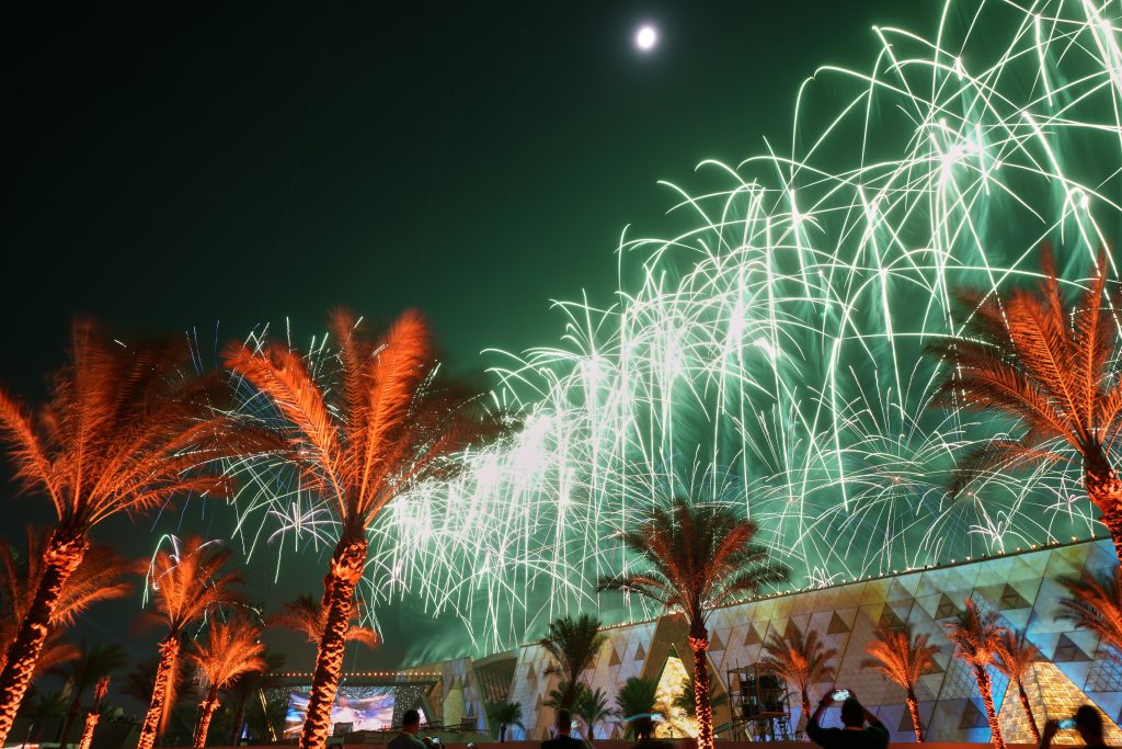 Με λαμπερή τελετή άνοιξε το Μεγάλο Αιγυπτιακό Μουσείο – Ο τάφος του Τουταγχαμών, η Στήλη της Ροζέττας και το αίτημα για επαναπατρισμό κλεμμένων θησαυρών 18 Με λαμπερή τελετή άνοιξε το Μεγάλο Αιγυπτιακό Μουσείο – Ο τάφος του Τουταγχαμών, η Στήλη της Ροζέττας και το αίτημα για επαναπατρισμό κλεμμένων θησαυρών