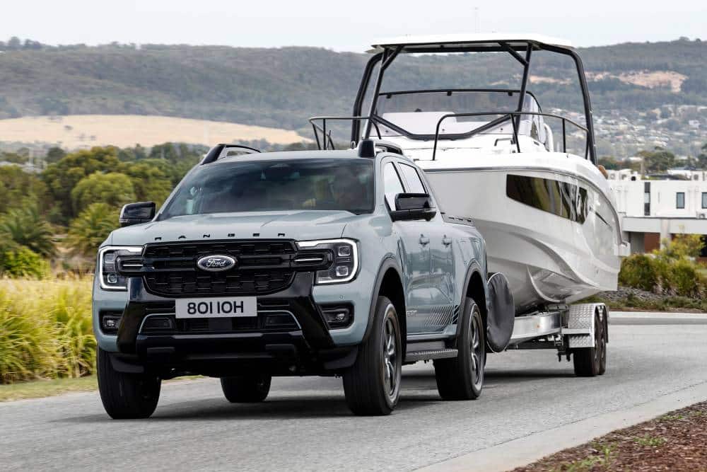 FORD RANGER PHEV_02 (1)