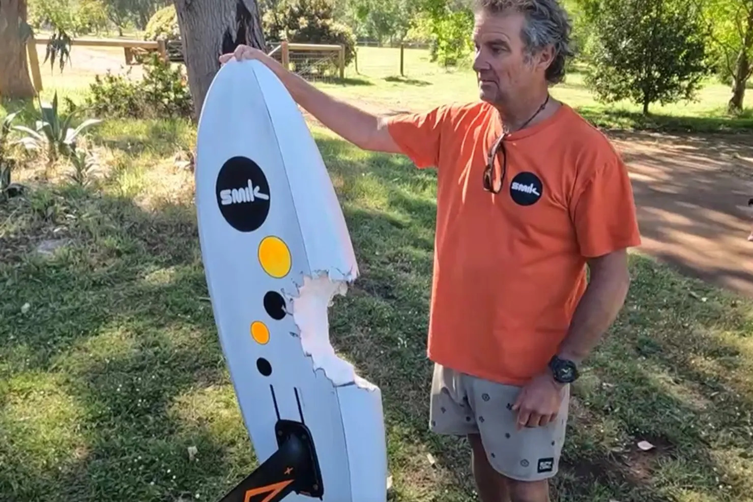 Βίντεο: Σέρφερ γλίτωσε από επίθεση λευκού καρχαρία – «Πίστεψα ότι ήταν το τέλος μου»