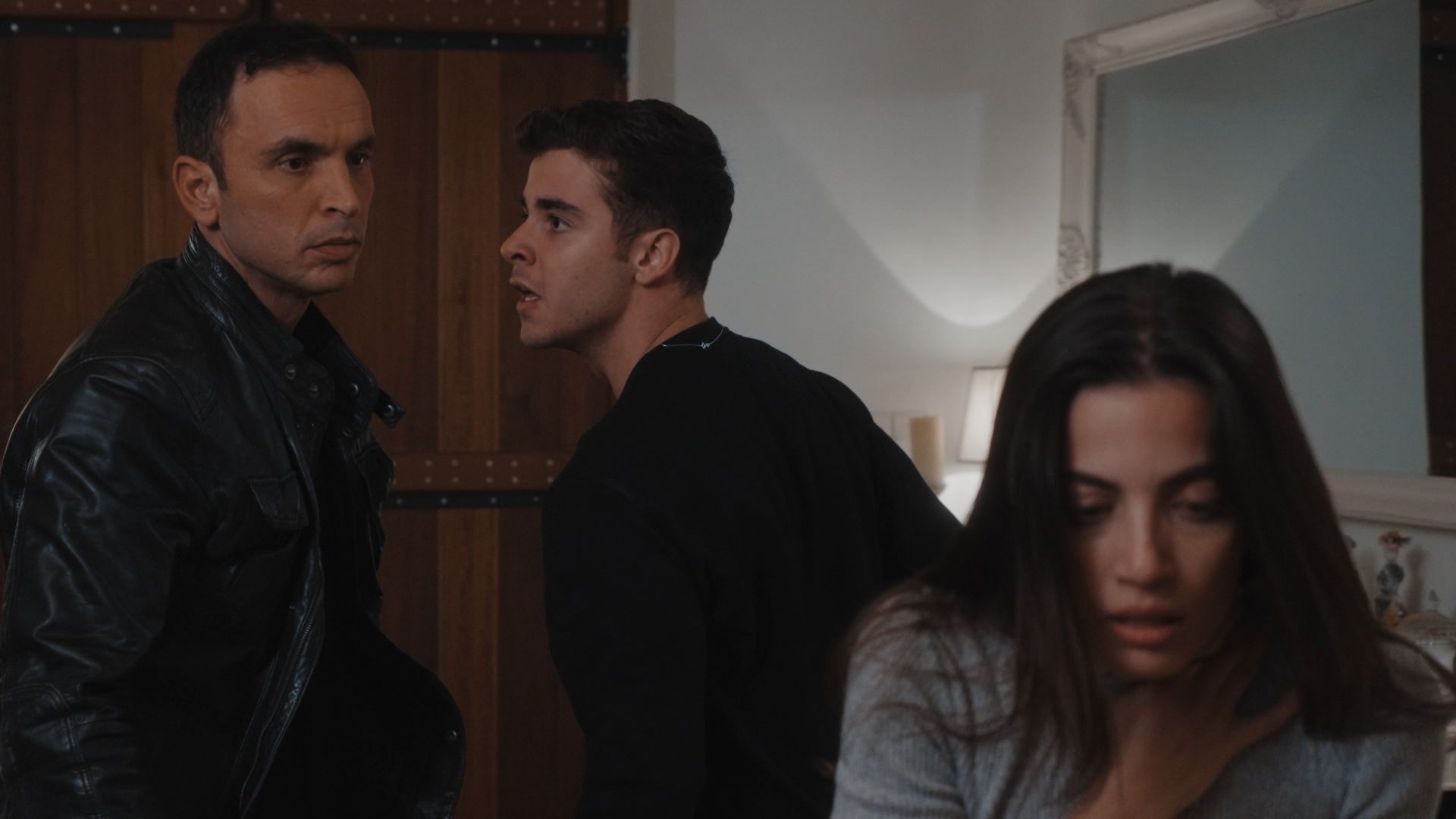 Η γη της ελιάς – προσεχή επεισόδια: Κάθε επιλογή έχει το κόστος της και οι ισορροπίες μεταβάλλονται μόνιμα 5 Η γη της ελιάς – προσεχή επεισόδια: Κάθε επιλογή έχει το κόστος της και οι ισορροπίες μεταβάλλονται μόνιμα