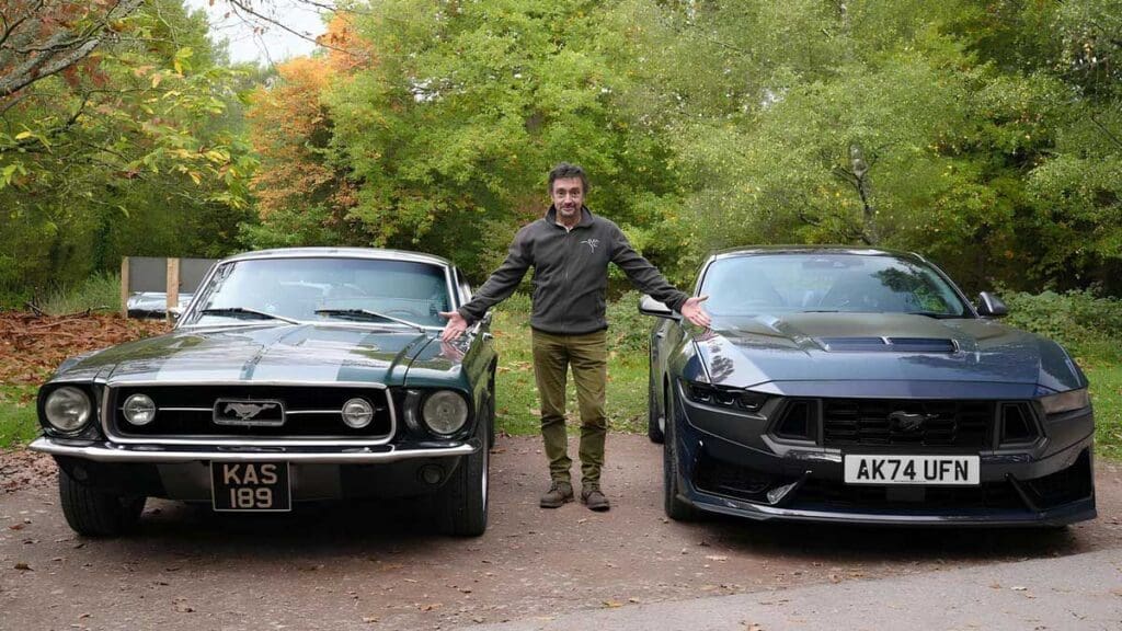 Ο Ρίτσαρντ Χάμοντ πρόσθεσε στη συλλογή του ένα δεύτερο Ford Mustang 3 Χάμοντ Mustang Dark Horse