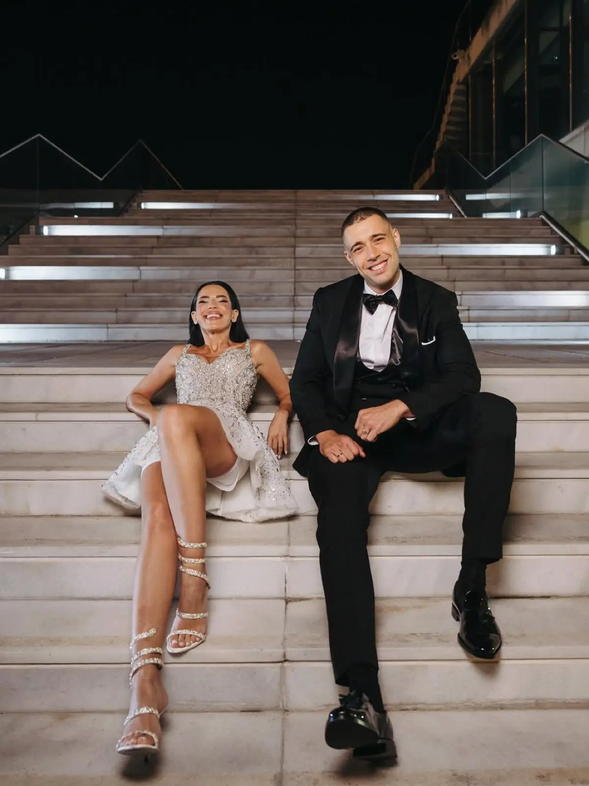 Ιωάννα Τούνη: «Έχετε δει πιο όμορφο ζευγάρι, με πιο εντυπωσιακούς κουμπάρους;» – Φρέσκες φωτογραφίες από τον γάμο της φίλης της 10 Ιωάννα Τούνη γάμος φίλης