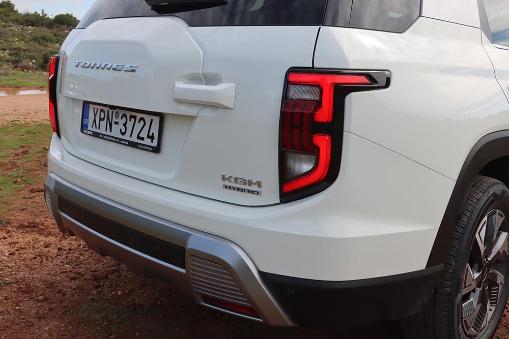 Πρωτιά για τα plug-in: Ξεπέρασαν σε πωλήσεις τα ντίζελ