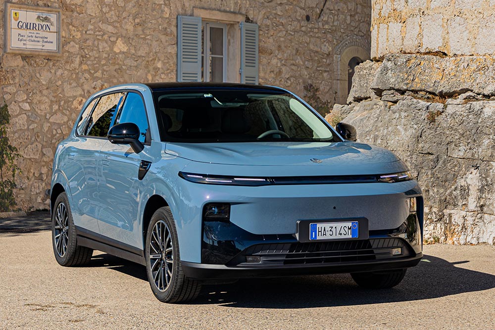 Κόστος, παραλλαγές και χαρακτηριστικά του Leapmotor B10 στην Ελλάδα 17 Leapmotor B10 (16)