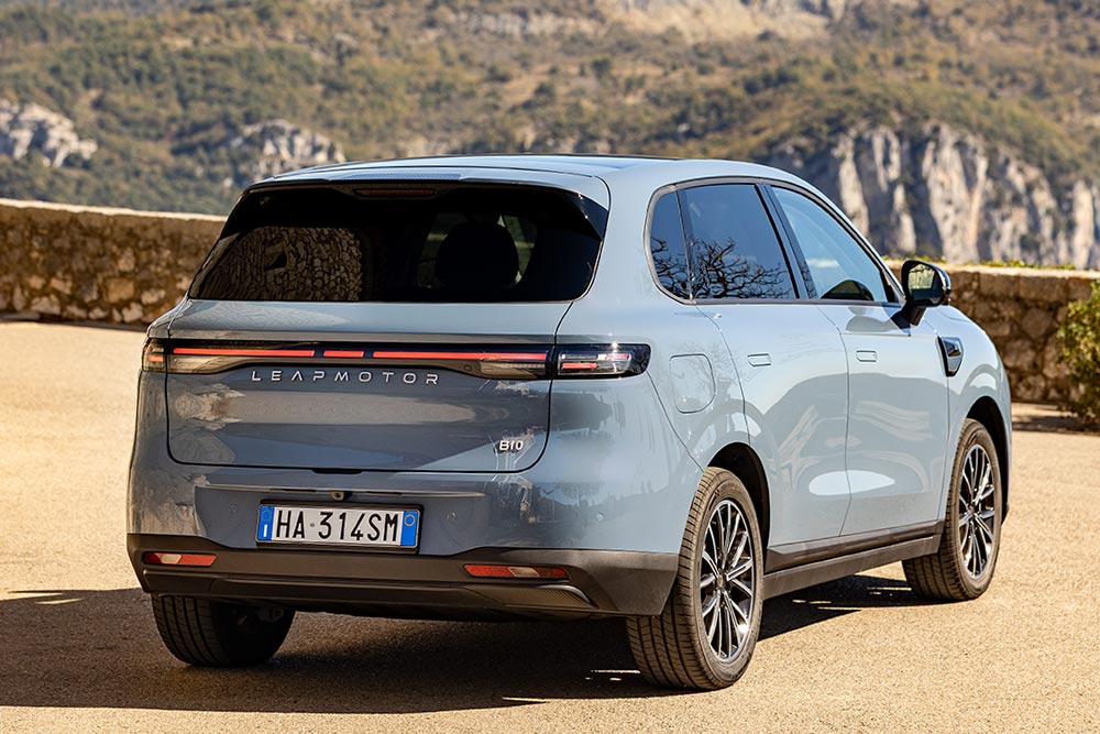 Κόστος, παραλλαγές και χαρακτηριστικά του Leapmotor B10 στην Ελλάδα 18 Leapmotor B10 (17)