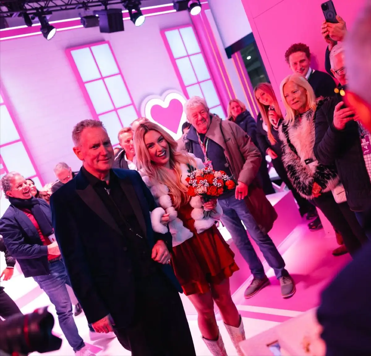 Μαρία Θωμά, Ίαν Χολμς