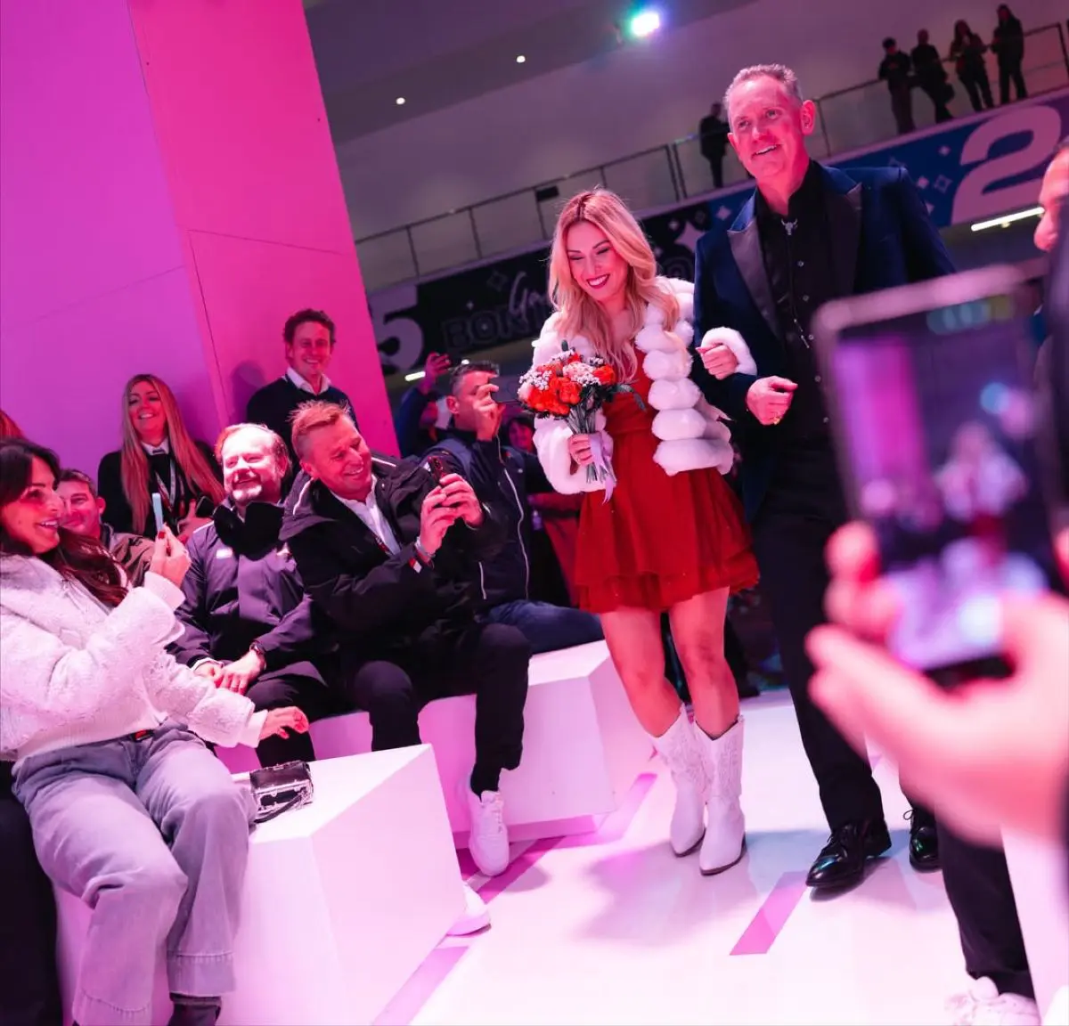 Μαρία Θωμά, Ίαν Χολμς