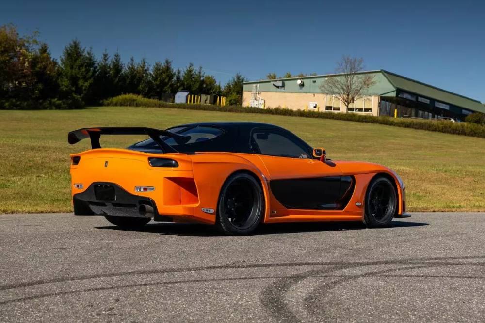 Mazda-RX-7-Veilside-Auction-3_result22