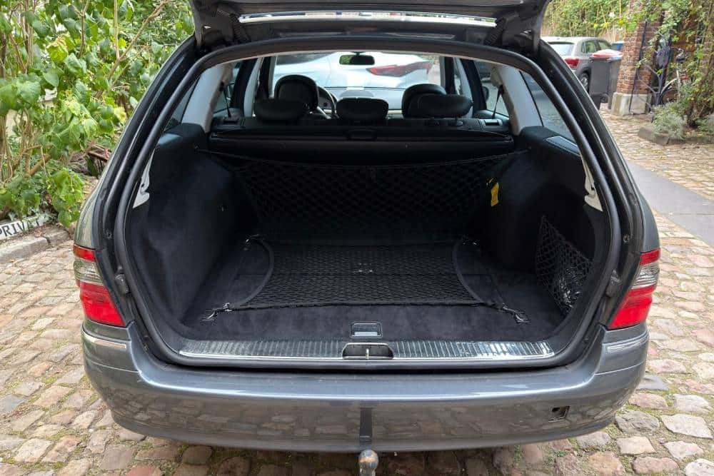 Πόσο πουλήθηκε μια Mercedes E-Class με 765.000 χλμ.; 14 Mercedes E 280 CDI 2006 (6)