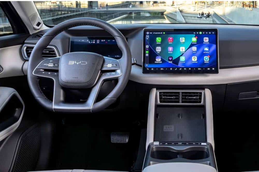 Πρωτοποριακό plug-in υβριδικό BYD Atto 2 DM-i με αυτονομία 1.020 χλμ. 25 New BYD Atto 2 DM-i (11)