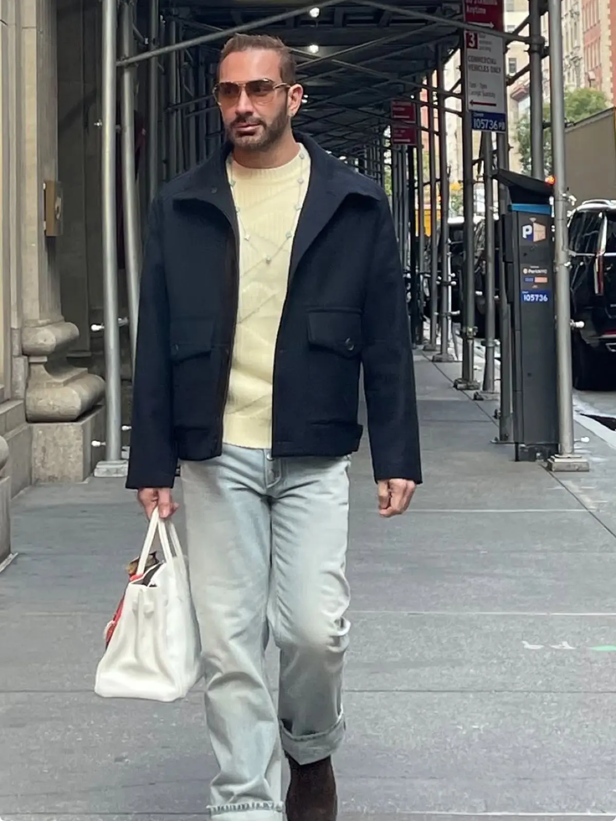 Ο Νίκος Κοκλώνης στο Μανχάταν