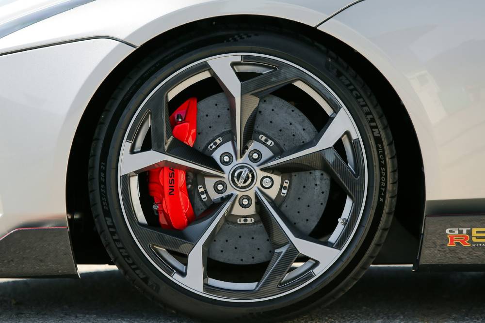 Ανέγγιχτο Nissan GT-R50 ανεβάζει τον πυρετό εν όψει R36 23 Nissan-GT-R50-00071