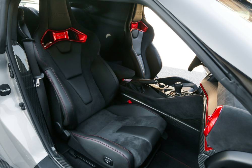 Ανέγγιχτο Nissan GT-R50 ανεβάζει τον πυρετό εν όψει R36 26 Nissan-GT-R50-00113