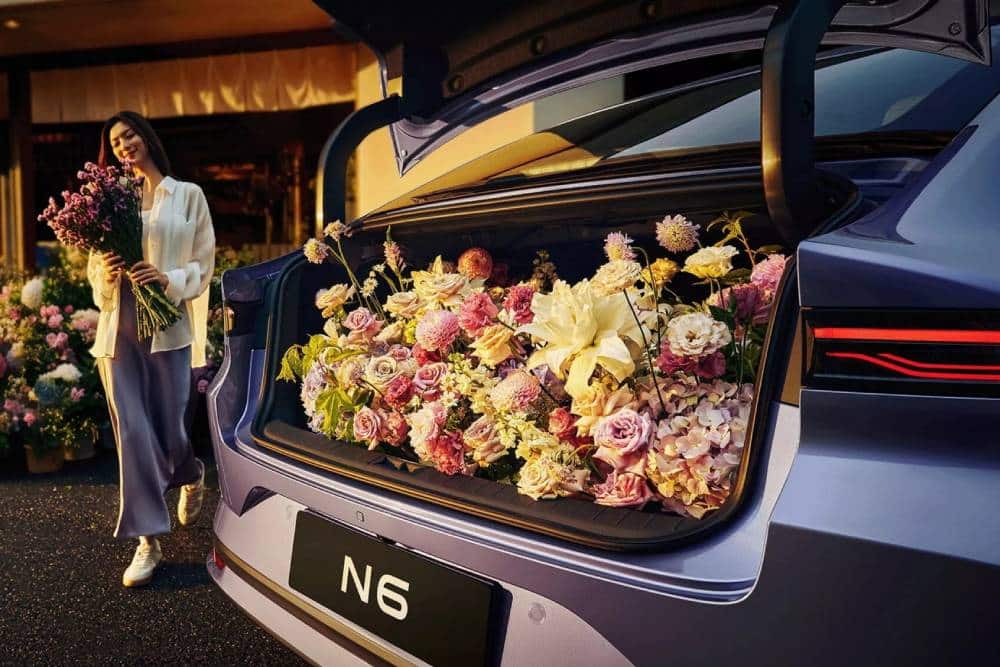 Το καινοτόμο plug-in υβριδικό Nissan N6 διαθέσιμο με λιγότερο από 13.000 ευρώ 26 Nissan-N6-PHEV-Interior-16-2048x1152