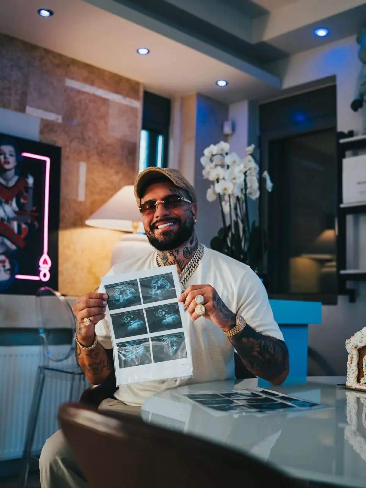 Snik: Η πρώτη εικόνα υπερήχου του μωρού και η συγκινητική στιγμή με τη σύντροφό του 6 O Snik με τον υπέρηχο του παιδιού του