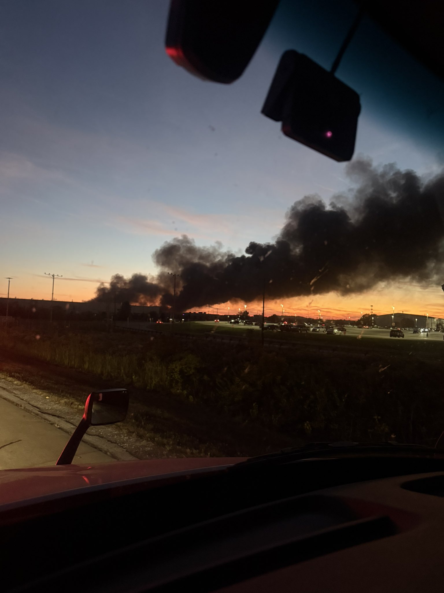ΗΠΑ: Τουλάχιστον 9 νεκροί σε συντριβή φορτηγού αεροσκάφους κοντά στο αεροδρόμιο Λούιβιλ 5 ΗΠΑ: Τουλάχιστον 9 νεκροί σε συντριβή φορτηγού αεροσκάφους κοντά στο αεροδρόμιο Λούιβιλ