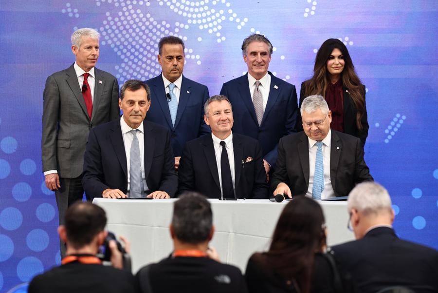 Σύνοδος Υπουργών 3+1 για Ενέργεια: Συνεργασία ΗΠΑ, Ελλάδας, Κύπρου και Ισραήλ για ασφάλεια και σταθερότητα στην Ανατολική Μεσόγειο 2 Σύνοδος Υπουργών 3+1 για Ενέργεια: Συνεργασία ΗΠΑ, Ελλάδας, Κύπρου και Ισραήλ για ασφάλεια και σταθερότητα στην Ανατολική Μεσόγειο