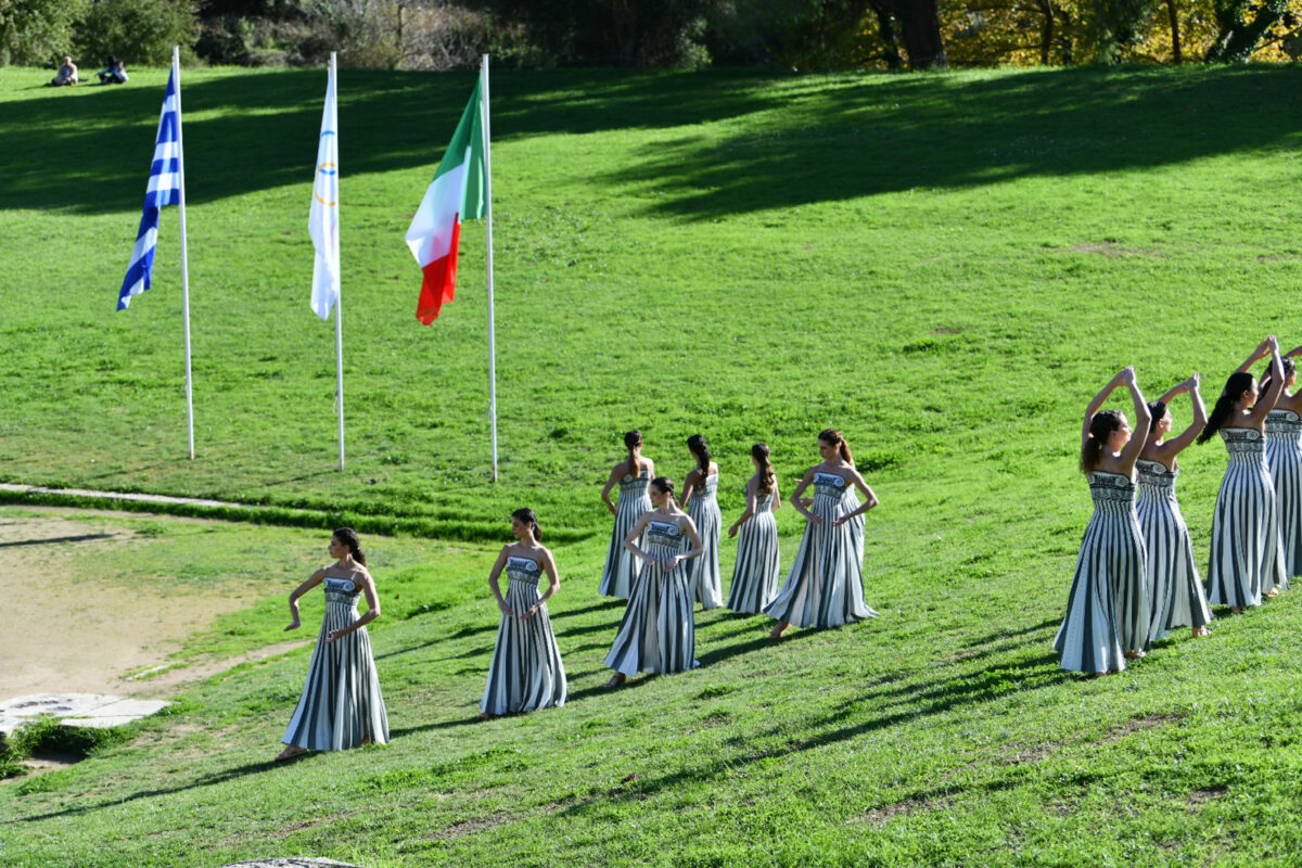 Η Ολυμπιακή Φλόγα φωτίζει την Τετάρτη στην Αρχαία Ολυμπία – Μεταφέρεται ο Χώρος της Τελετής Αφής στις 26 Νοεμβρίου