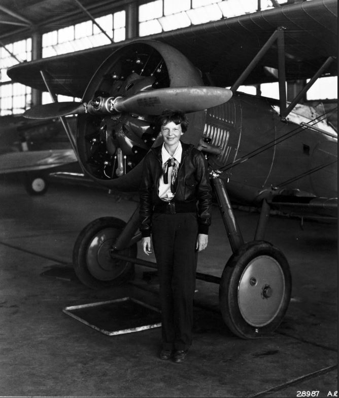 Αποκαλύφθηκαν τα έγγραφα για την Αμέλια Έρχαρτ – Τι φανερώνουν τα κρυφά αρχεία 88 χρόνια μετά την εξαφάνιση της θρυλικής αεροπόρου 4 Αμέλια Έρχαρτ