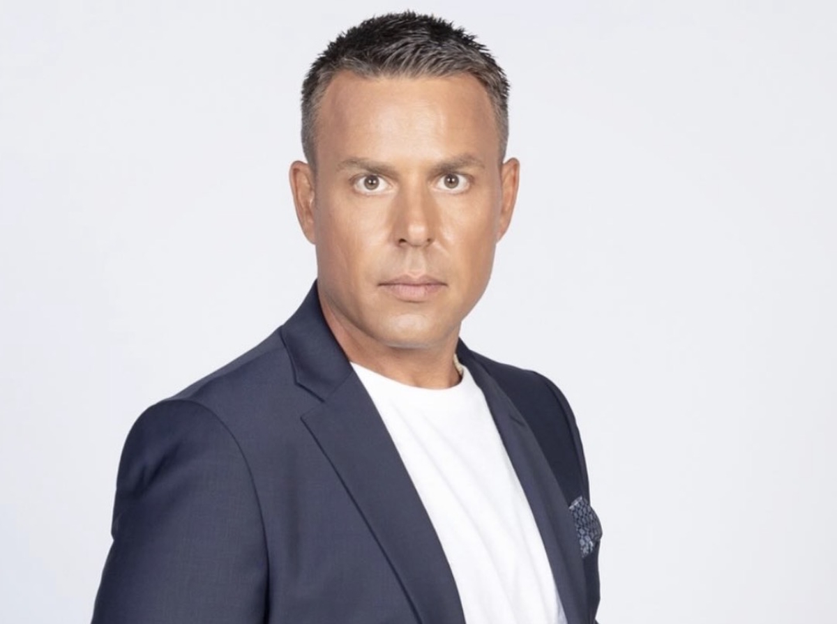 Στη φυλακή ο τενόρος για τον ξυλοδαρμό του 15χρονου γιου του – Την Πέμπτη περνά Αυτόφωρο 2 O δικηγόρος της πρώην συζύγου του τενόρου, Αναστάσιος Ντούγκας