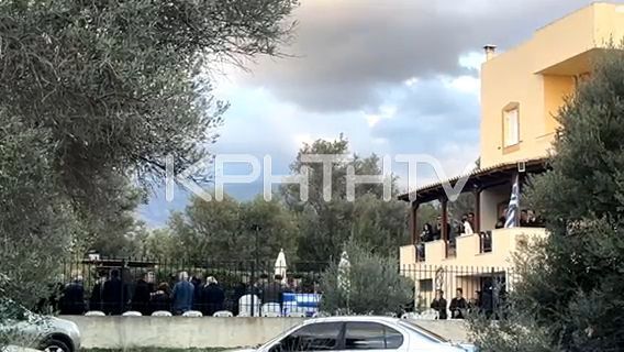 anatrichiastikes-stigmes-sto-tympaki-me-cheirokrotimata-i-ypodochi-tis-soroy-toy-19chronoy-rafail-1764255576