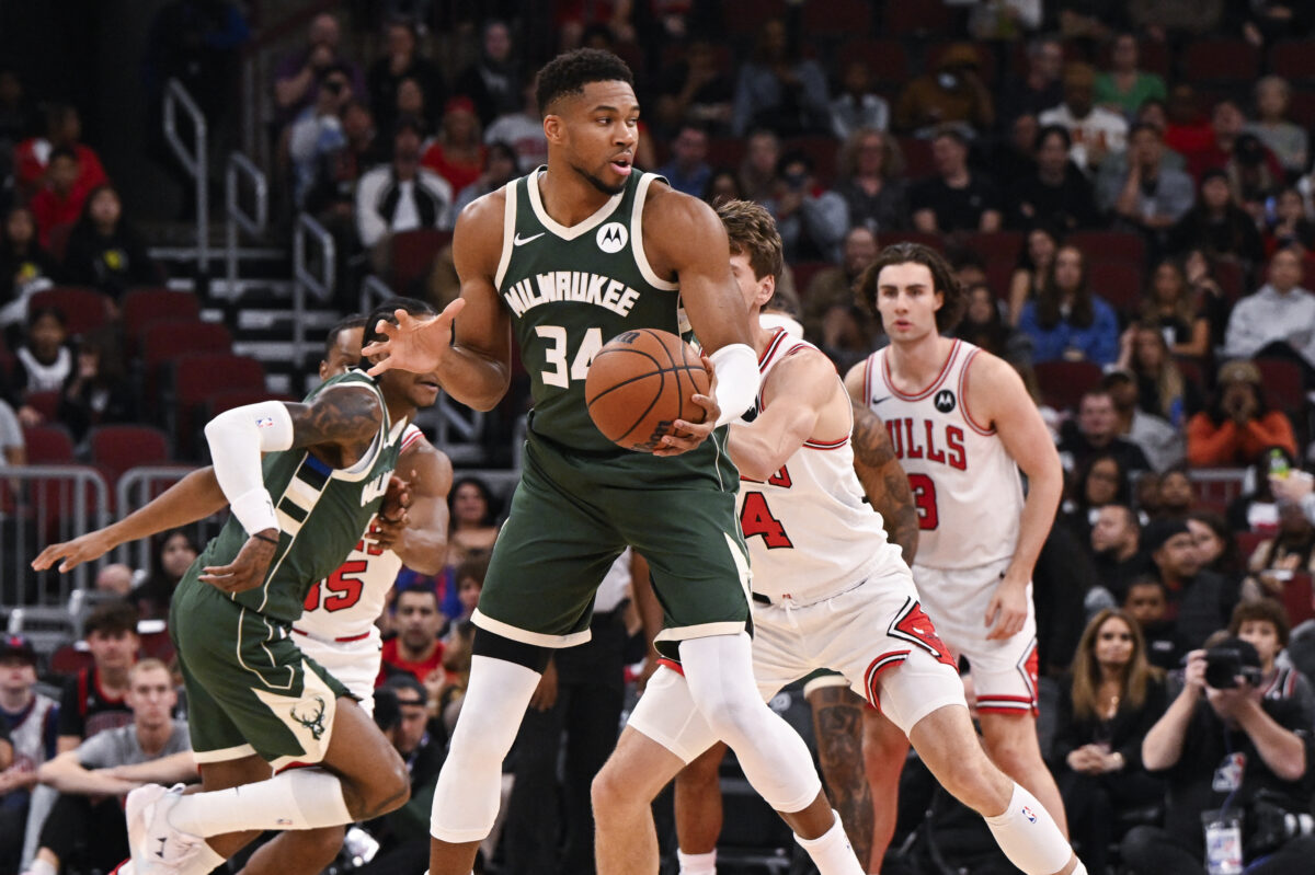 antetokoynmpo-2-1200x799