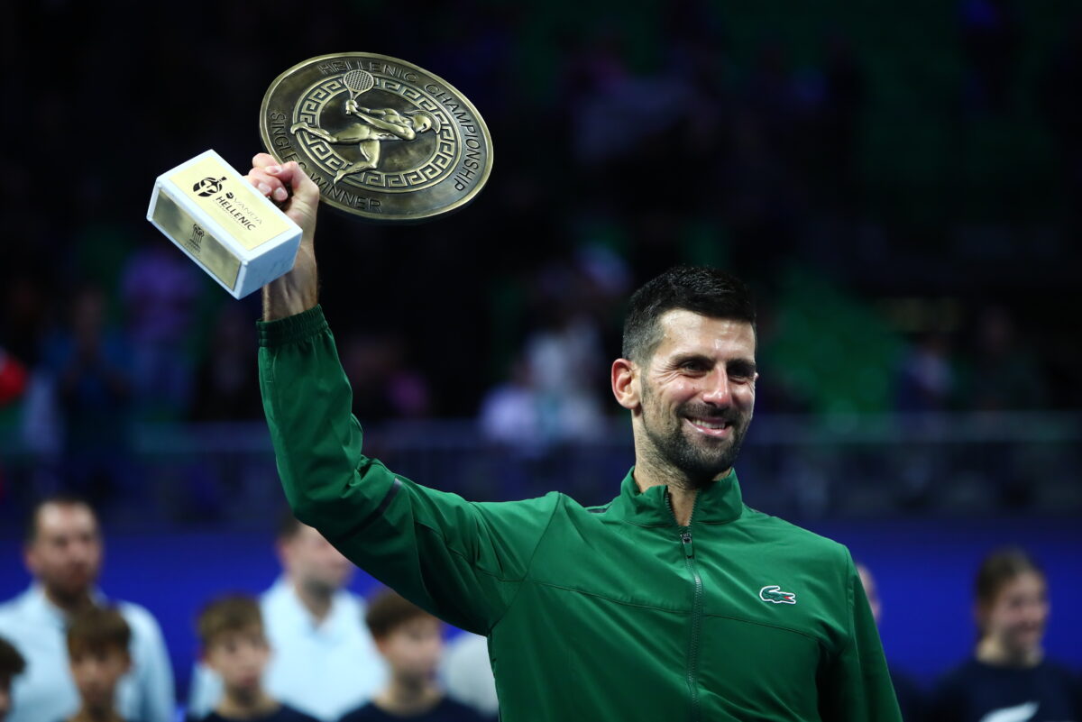 Νόβακ Τζόκοβιτς: Η βράβευση στο Hellenic Championship και η εικόνα με τον Στέφανο Τσιτσιπά 4 Νόβακ Τζόκοβιτς: Η βράβευση στο Hellenic Championship και η εικόνα με τον Στέφανο Τσιτσιπά