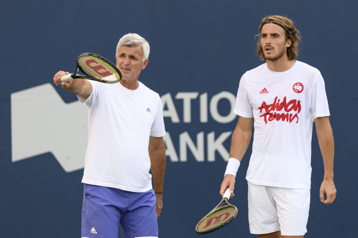 Ο Στέφανος Τσιτσιπάς αφιερώνει συγκινητικές ευχές στον πατέρα του Απόστολο: «Είσαι η άγκυρα και η φλόγα μου»