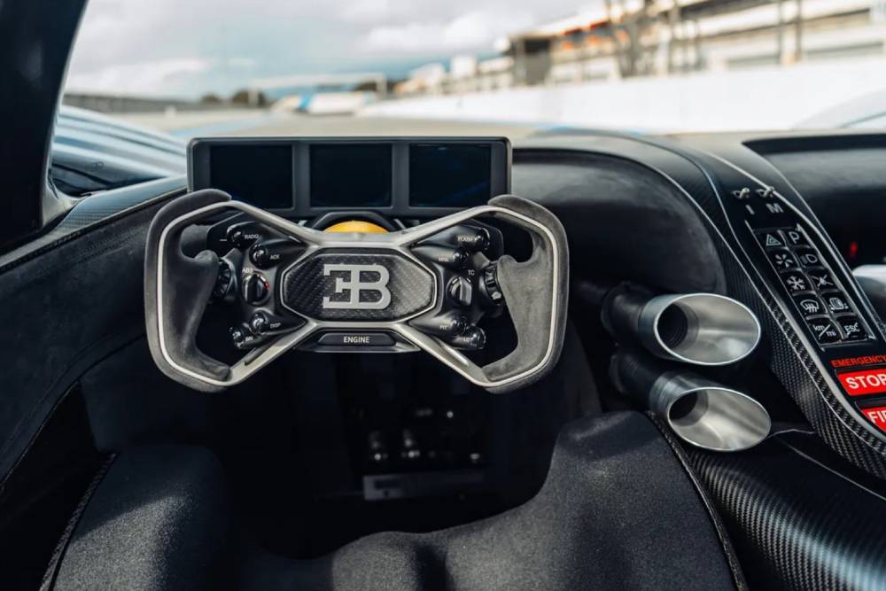 Το απίστευτο κόστος για τα σέρβις της Bugatti Bolide 14 bugatti bolide track testing 09