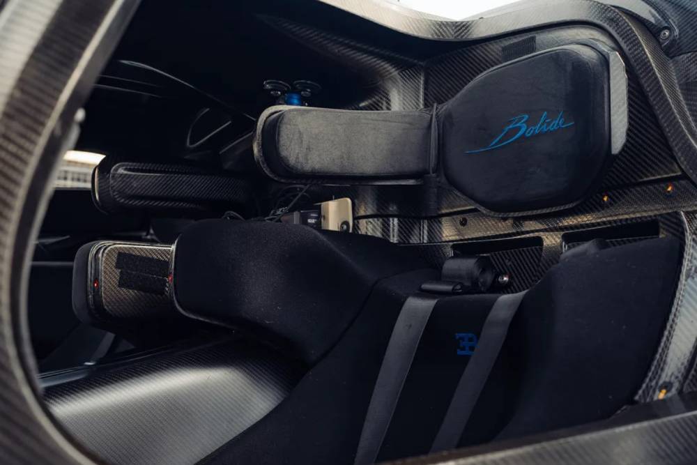 Το απίστευτο κόστος για τα σέρβις της Bugatti Bolide 15 bugatti bolide track testing 10