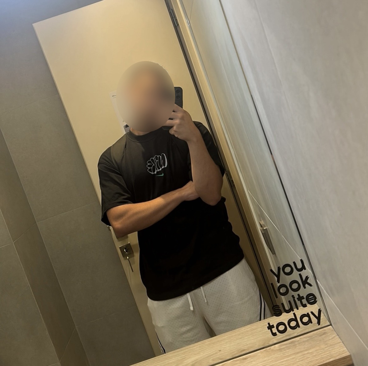 «Δεν τόλμησε το challenge με το μπέργκερ» δηλώνει ο παππούς του 22χρονου που κατέληξε στο νοσοκομείο