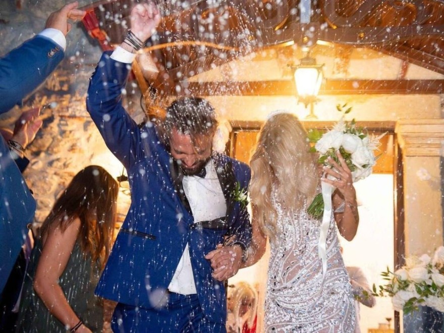 Αδημοσίευτες φωτογραφίες από τον γάμο του Ηλία Βρεττού και της Αναστασίας Δεληγιάννη 3