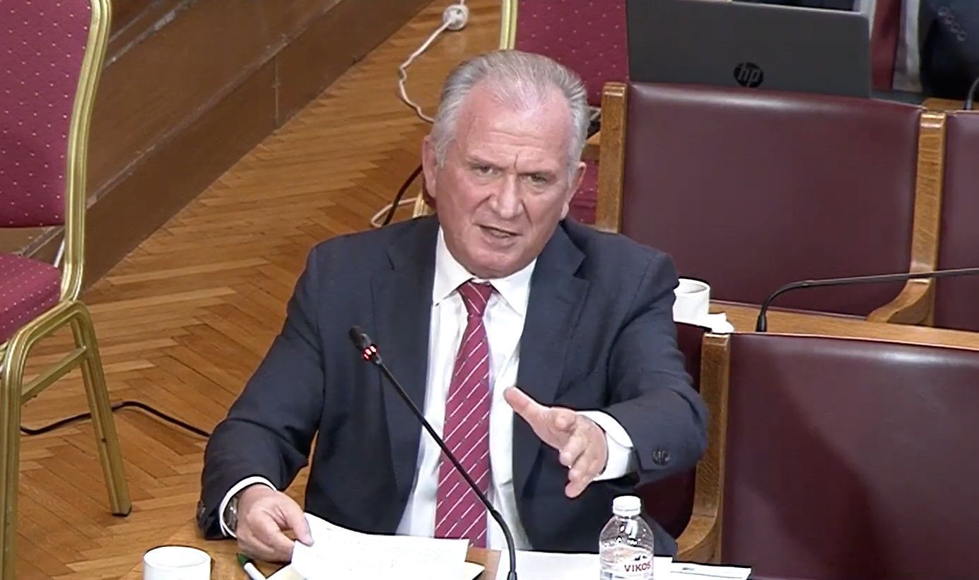 divΟ-Φραπές-φούντωσε-την-αντιπαράθεση-στην-εξεταστικήdiv